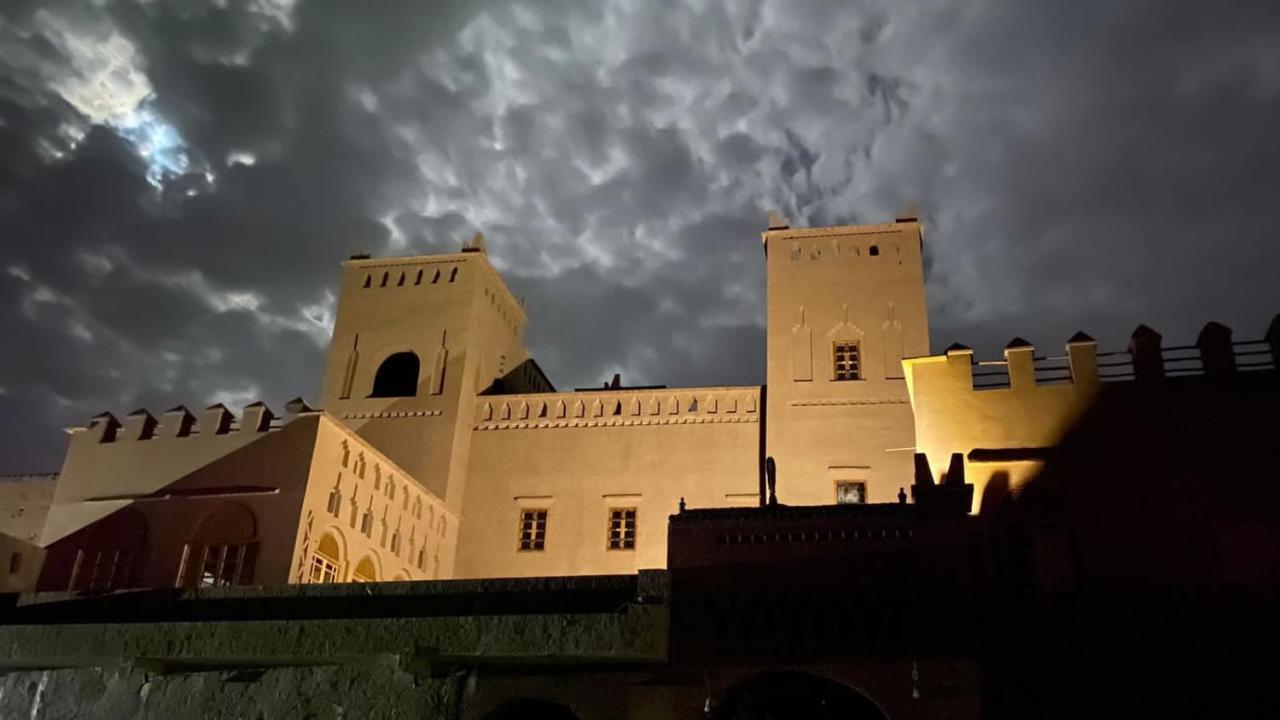 Hotel Kasbah Hnini à Igdourane Extérieur photo